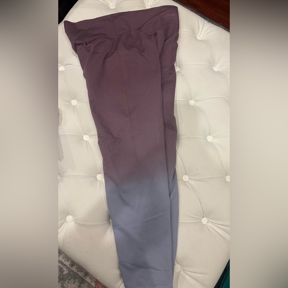 Pink by Victoria Secret ombré leggings in 2 tone purple xxl